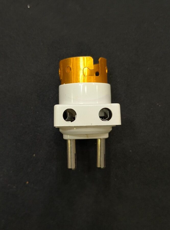 DHIRAJ POLYCARBONATE PIN PARALLEL ADAPTOR side