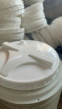 Plastic Water tank Cover thread type