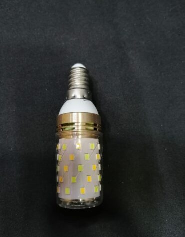 LED Monochrome Diagonal Design Life up to 30000 hours E14 Medium Thread