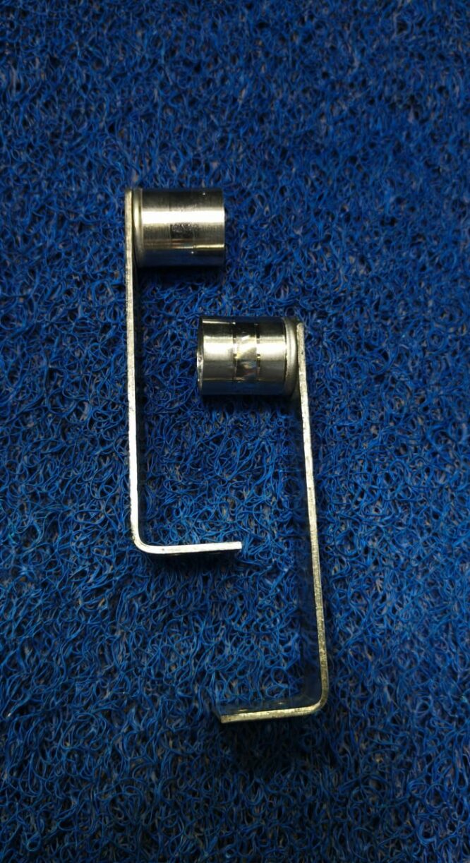 R.S Fancy Stainless Steel L Bracket 19mm 